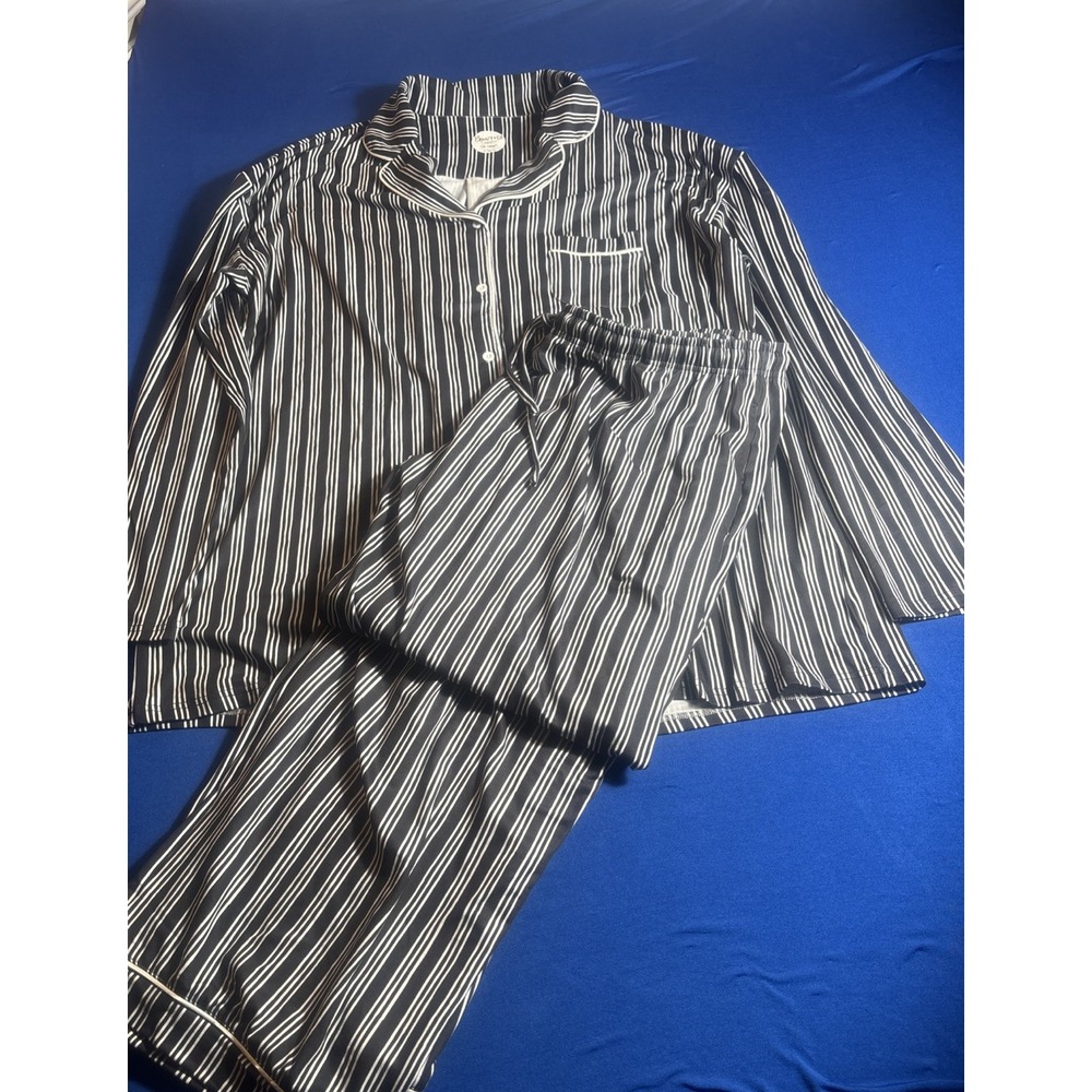 Benny + Co By KenzKustomz Woman XXLarge Black/White Striped Pajamas 2 Pc Set